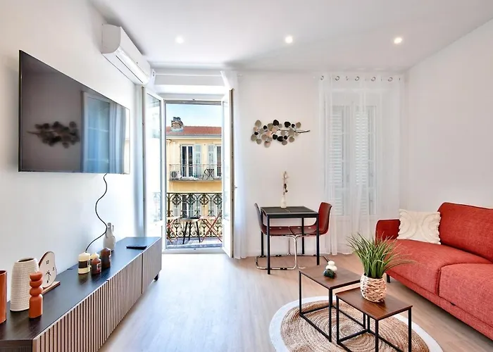 Cosy Centre
